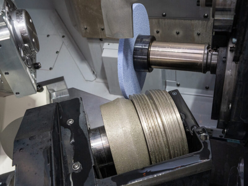 Makino G5 grinding machine in action Makino G5 grinding machine in action