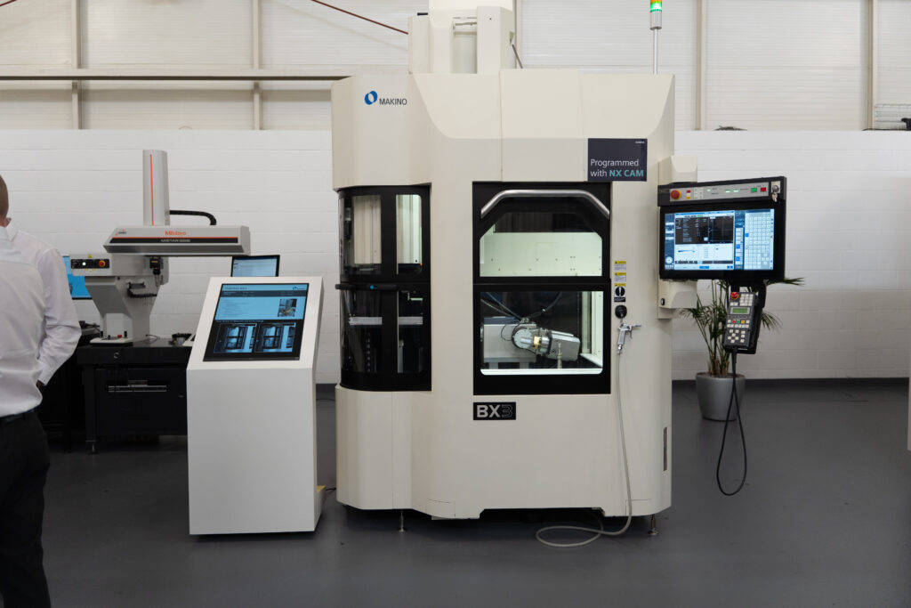 Makino BX3 EDM Makino BX3 EDM hole drilling machine